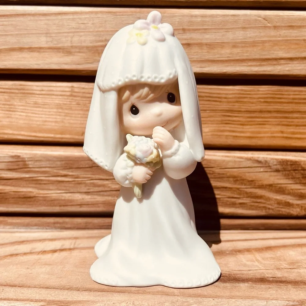 - Precious Moments Bride Figurine! EUC!